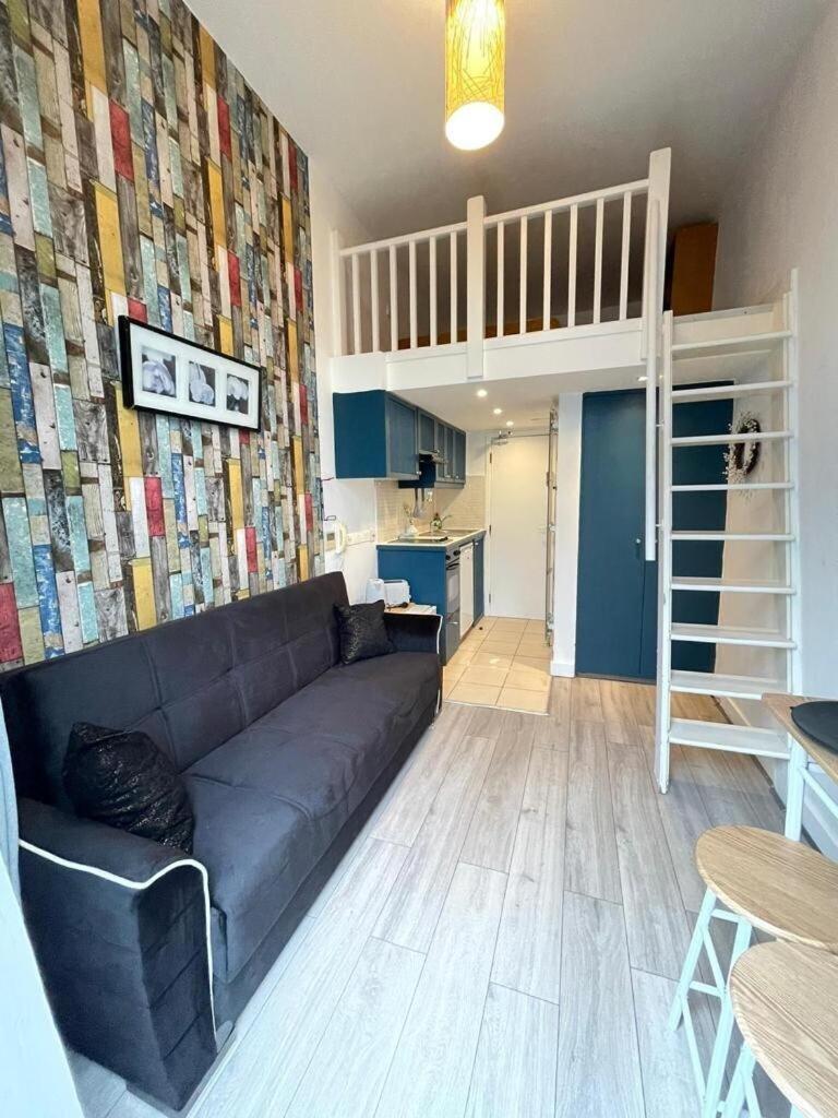 Portobello Road Artistic Studios 'Budget' Londres Habitación foto